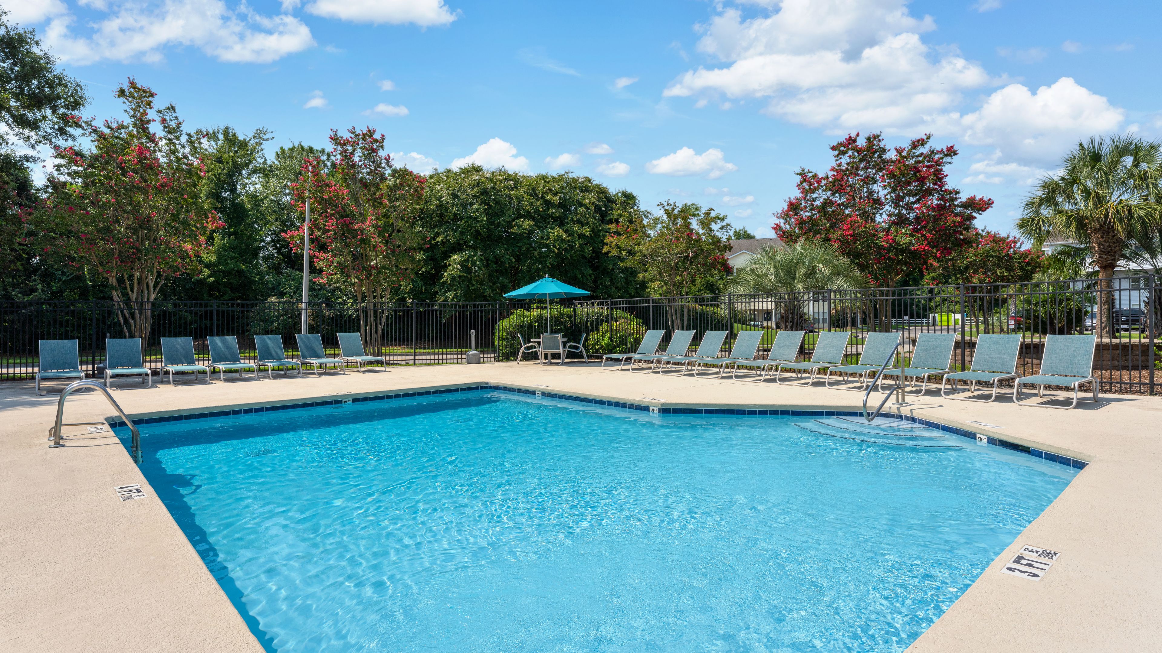 Hawthorne at New Centre pool